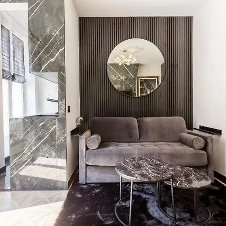 Appartement C3 Charming Getaway In 7th, Steps From Eiffel Tower Paris